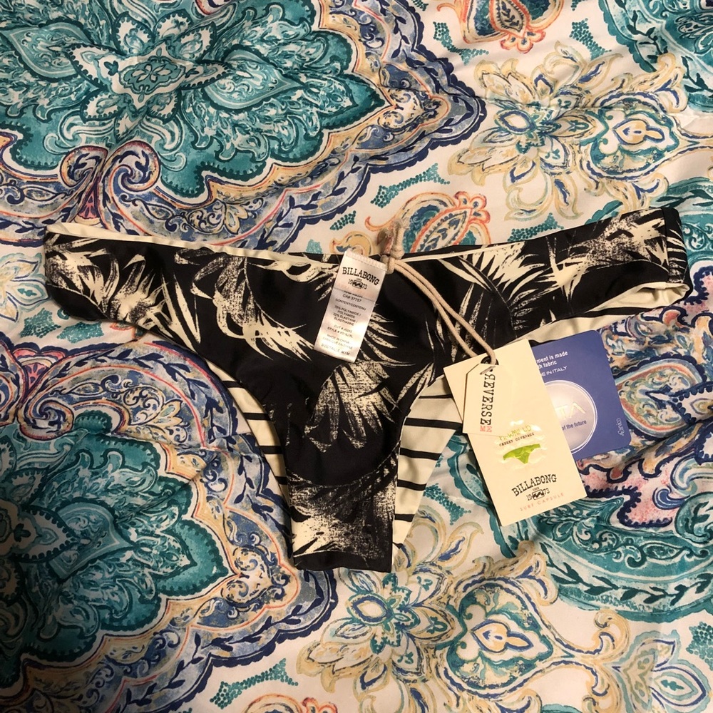 Billabong reversible cheeky bikini bottoms